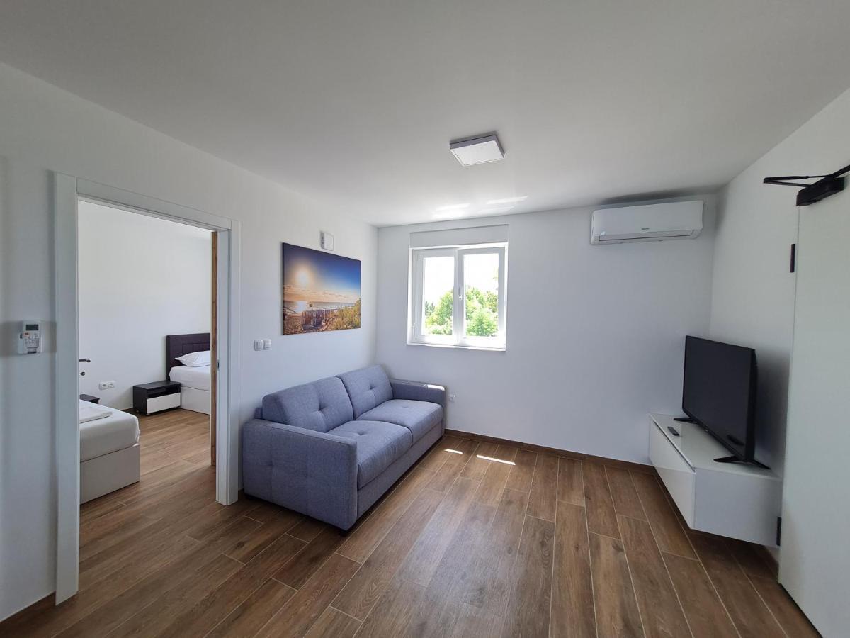 Apartmani Adria نين المظهر الخارجي الصورة