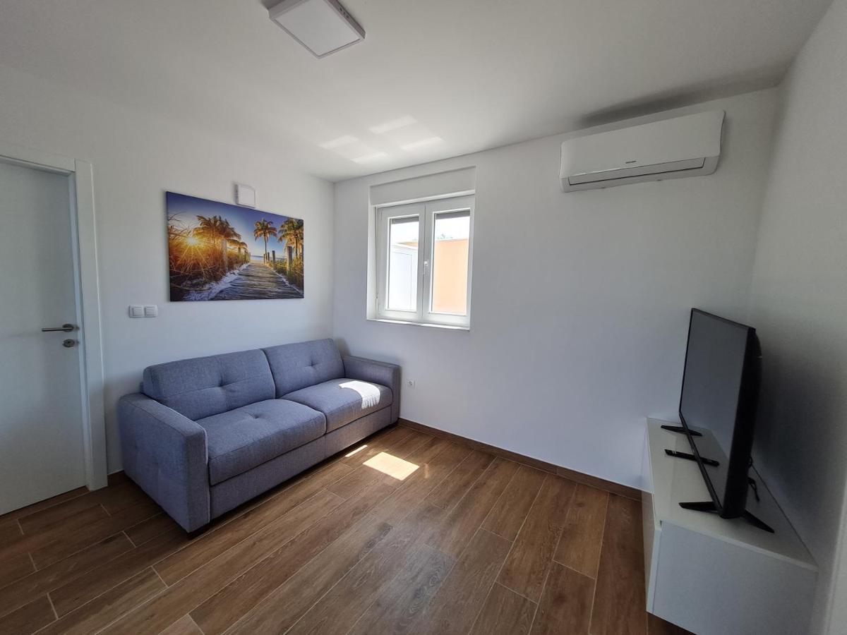 Apartmani Adria نين المظهر الخارجي الصورة
